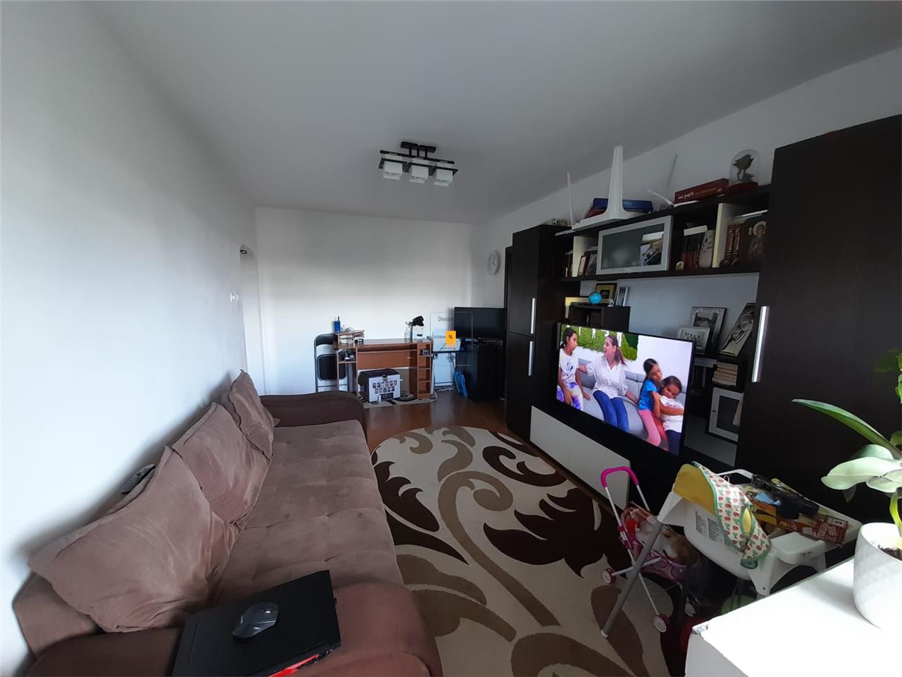 Vanzare apartament 2 camere, zona 9 Mai (ID 849)