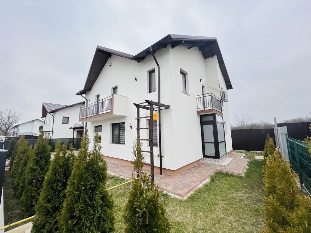 Vanzare Vila, 4 camere, Blejoi