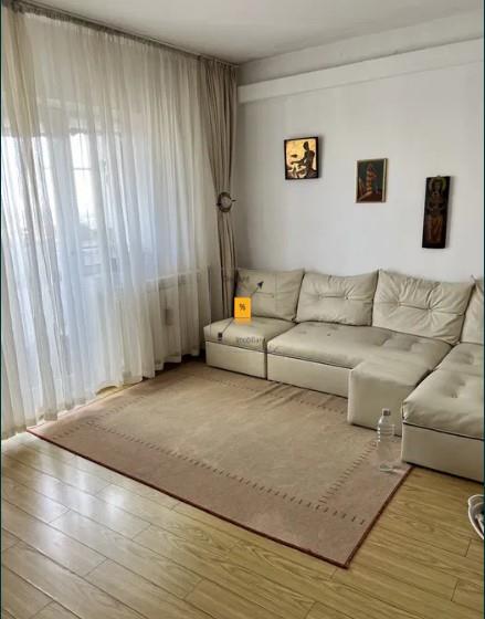 Apartament 3 camere Bulevardul Republicii