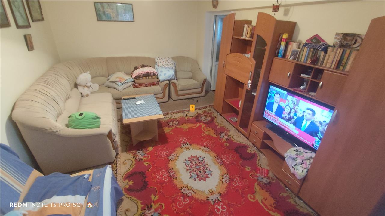 Apartament 3 camere/2 bai in B-dul Bucuresti
