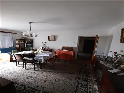 Vanzare apartament, zona Democratiei