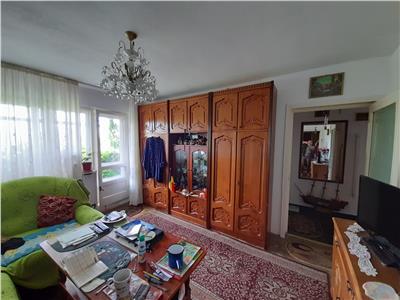Vanzare apartament 3 camere, zona Nord (ID 717)