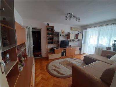 Vanzare apartament 3 camere, zona Vest, Centrala termica