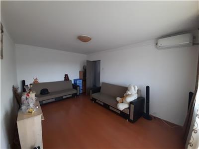 Vanzare apartament 3 camere si 2 bai, zona Cantacuzino-Mos Craciun (ID 838)