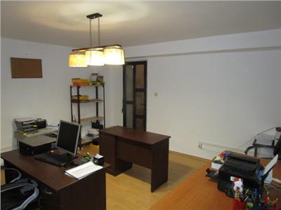 Vanzare apartament 3 camere/2 bai, Cantacuzino, Centrala Termica