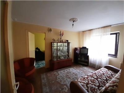 Vanzare apartament 3 camere, in zona Nord (ID 871)