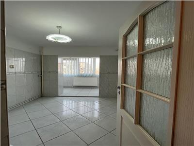 Vanzare apartament 2 camere, Vest, Ploiesti