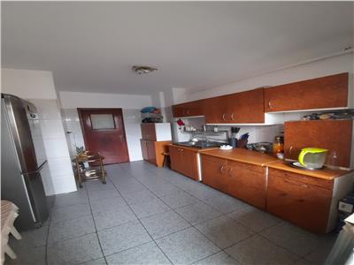 Apartament 3 camere Zona Cantacuzino-Mos Craciun