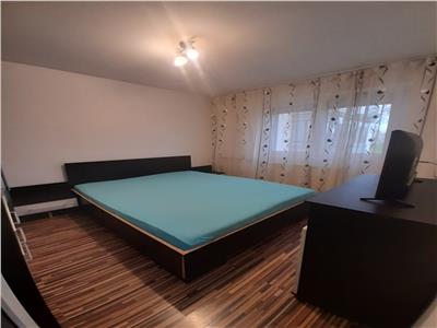 Apartament 3 camere zona Vest