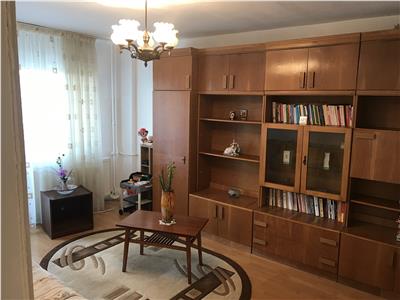 Inchiriere apartament 3 camere/2 bai CU CENTRALA PROPRIE zona Paltinis