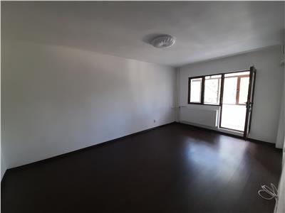 Inchiriere apartament 3 camere/2 bai Ultracentral