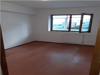 Apartament 3 camere zona Marasesti