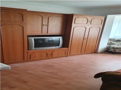 Vanzare apartament 3 camere zona Malu Rosu - Ofelia