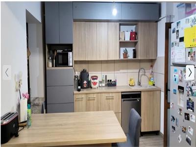 Apartament 4 camere zona Malu Rosu