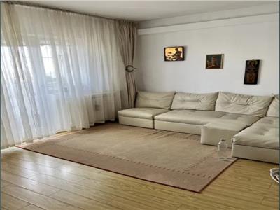 Apartament 3 camere Bulevardul Republicii