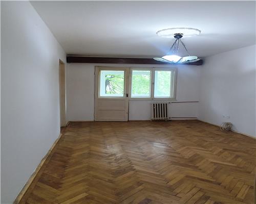 Apartament 3 camere zona Baraolt