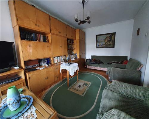 Apartament 4 camere zona Sud