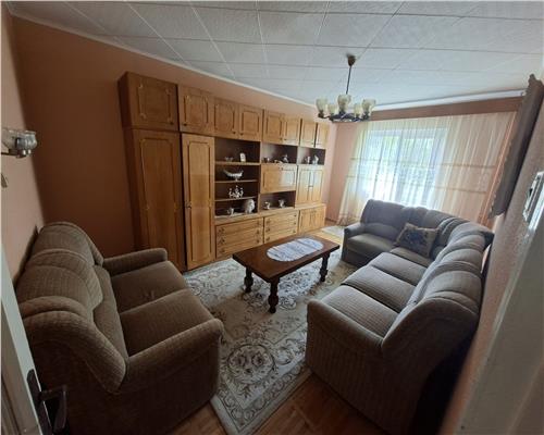 Apartament 3 camere zona Cantacuzino-Paltinis