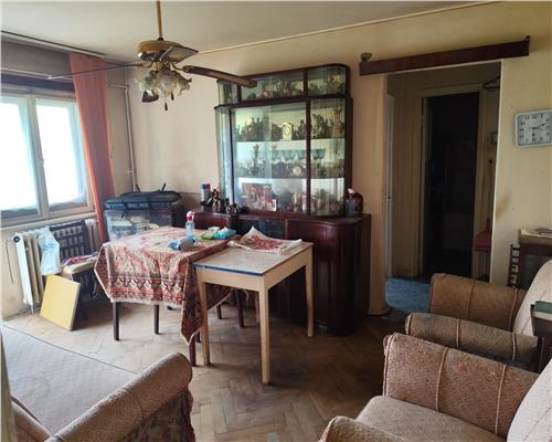 apartament 2 camere zona Vest-Lamaita