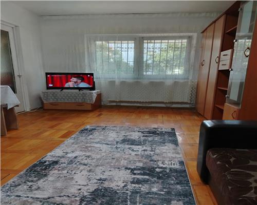 Vanzare Garsoniera zona Mihai Bravu