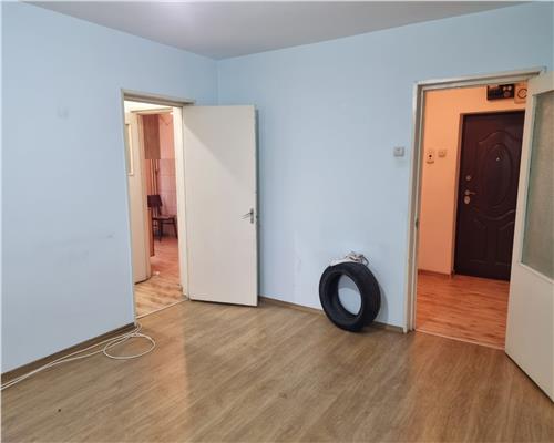 Apartament 2 camere zona Vest