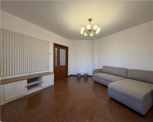 Inchiriere apartament  2 camere zona Republicii