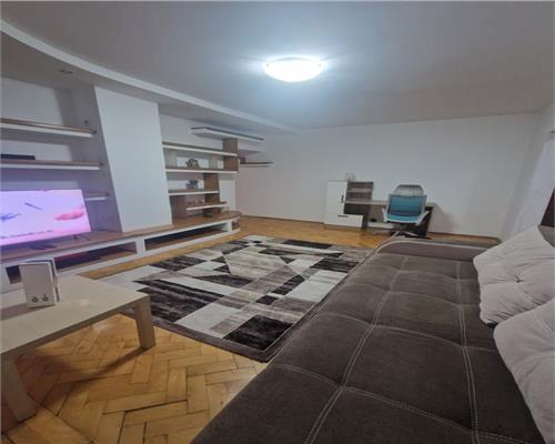 Inchiriere apartament  2 camere zona ultracentrala