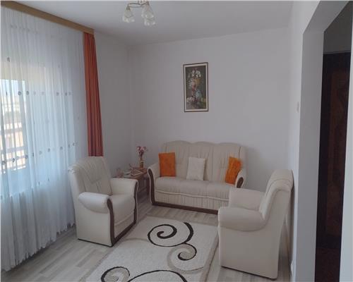 Apartament 3 camere zona Eroilor