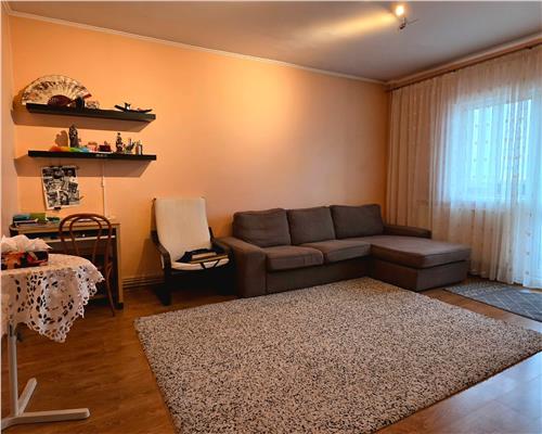 Apartament 3 camere 2 bai cu centrala proprie zona Cantacuzino