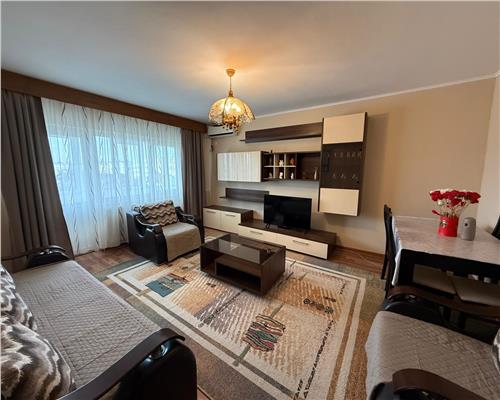 Apartament 3 camere/2 bai cu centrala proprie