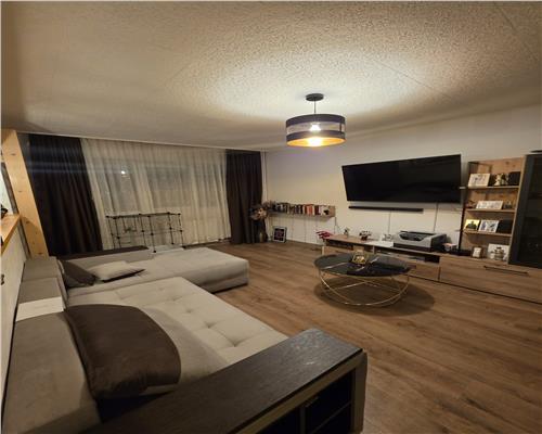 Apartament 2 camere zona Republicii-Caraiman