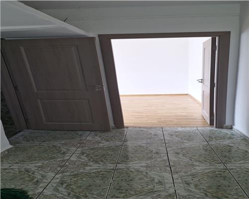 Apartament 2 camere zona Malu Rosu