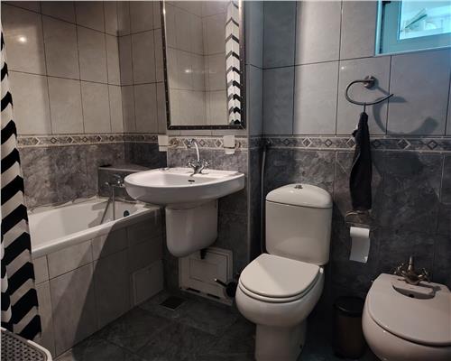 Apartament 3 camere/2 bai zona Ultracentrala